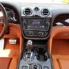 bentley bentayga 2018 quick_quick_ABA-BADDB_SJAAF14V6JC022262 image 19