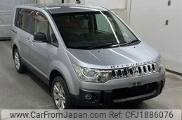 mitsubishi delica-d5 2010 CFJ1886076