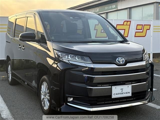 toyota noah 2022 CFJ1708258 image 2