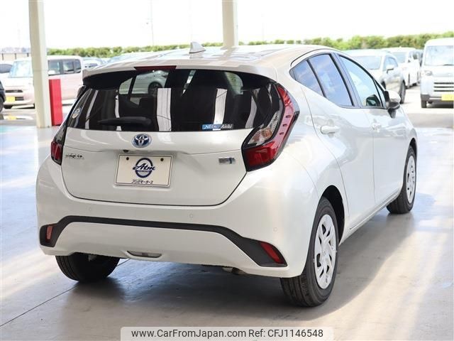 toyota aqua 2023 -TOYOTA--AQUA MXPK11--2104925---TOYOTA--AQUA MXPK11--2104925- image 2