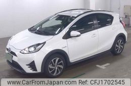 toyota aqua 2018 CFJ1702545