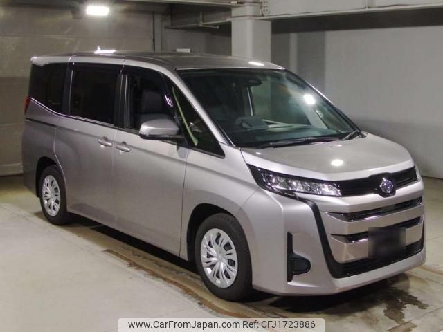 toyota noah 2023 CFJ1723886 image 1