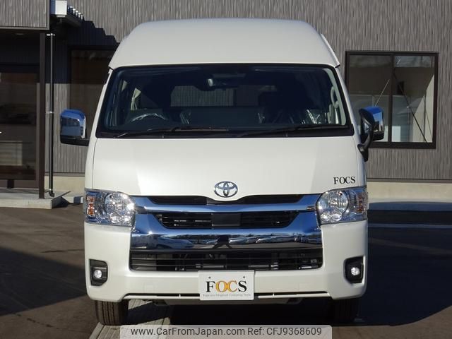 toyota hiace-van 2024 GOO_JP_700120021230240112003 image 1