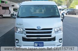 toyota hiace-wagon 2017 GOO_JP_700100180330250516002