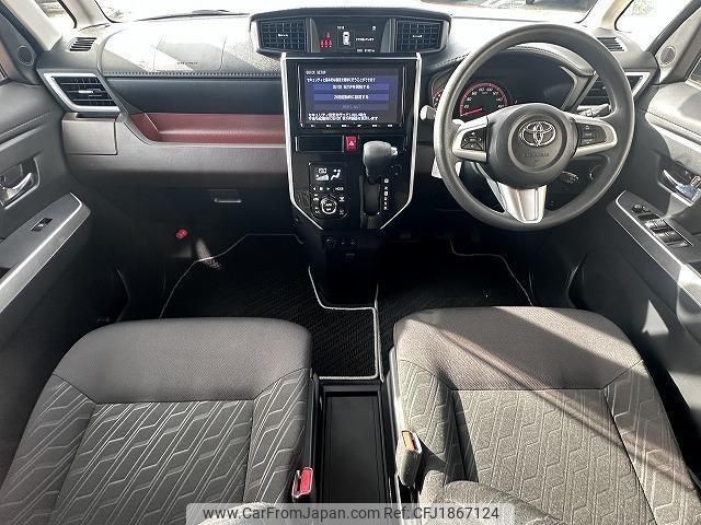 toyota tank 2018 CFJ1867124 image 2