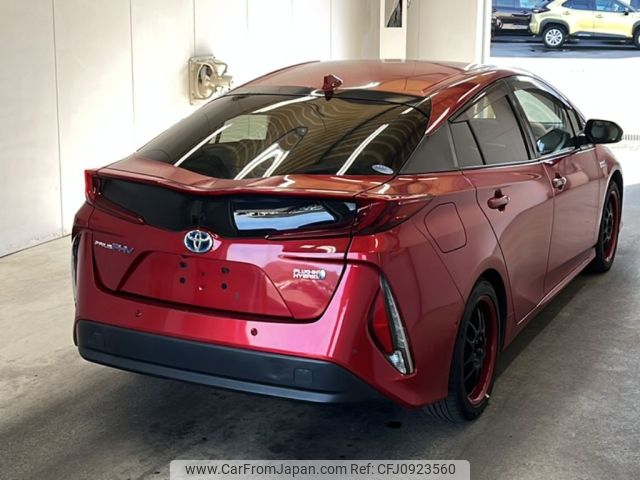 toyota prius-phv 2018 CFJ0923560 image 2