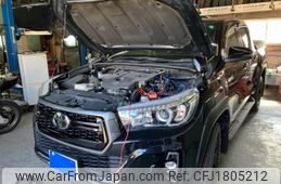toyota hilux 2019 CFJ1805212