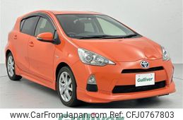 toyota aqua 2013 -TOYOTA--AQUA DAA-NHP10--NHP10-2277004---TOYOTA--AQUA DAA-NHP10--NHP10-2277004-