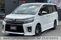 toyota voxy 2017 -TOYOTA--Voxy DBA-ZRR80W--ZRR80-0321626---TOYOTA--Voxy DBA-ZRR80W--ZRR80-0321626-