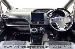 toyota esquire 2019 504928-931481