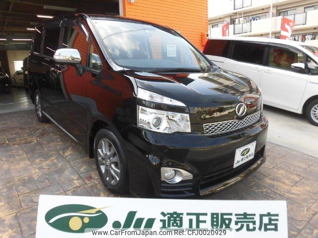 toyota voxy 2012 -TOYOTA--Voxy ZRR70W--0475105---TOYOTA--Voxy ZRR70W--0475105- image 1