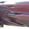toyota c-hr 2018 quick_quick_DAA-ZYX10_ZYX10-2135452 image 13