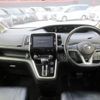 nissan serena 2017 CFJ1827008 image 3