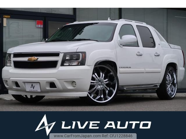 chevrolet avalanche 2011 GOO_NET_EXCHANGE_0541422A30250601W001 image 1