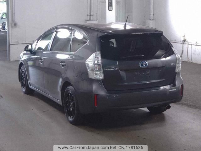 toyota prius-α 2013 CFJ1781636 image 2