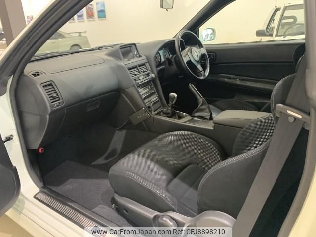 nissan skyline-coupe 2002 CFJ8898210 image 2
