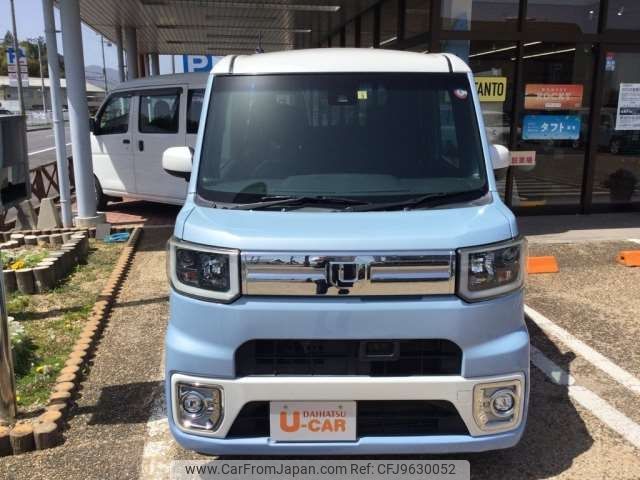 daihatsu wake 2017 CFJ9630052 image 1