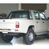 toyota hilux-sports-pick-up 2000 CFJ0284682 image 2