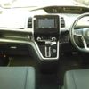 nissan serena 2018 CFJ1743129 image 9