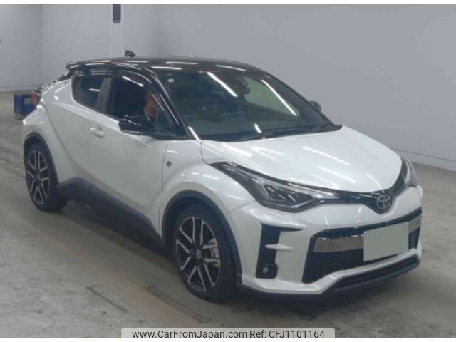 toyota c-hr 2020 -TOYOTA 【長崎 300ﾌ6834】--C-HR 3BA-NGX10--NGX10-2018954---TOYOTA 【長崎 300ﾌ6834】--C-HR 3BA-NGX10--NGX10-2018954- image 1