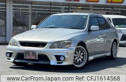 toyota altezza 1999 CFJ1614568