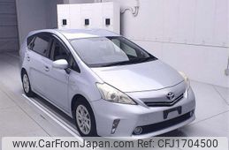 toyota prius-α 2012 CFJ1704500