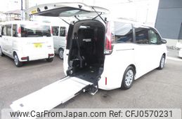 toyota noah 2017 -TOYOTA--Noah DBA-ZRR80Gｶｲ--ZRR80-0366518---TOYOTA--Noah DBA-ZRR80Gｶｲ--ZRR80-0366518-