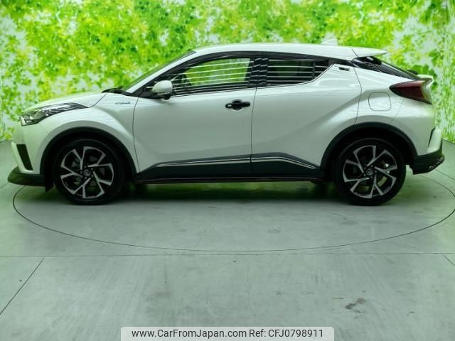 toyota c-hr 2018 quick_quick_DAA-ZYX10_ZYX10-2153037 image 2