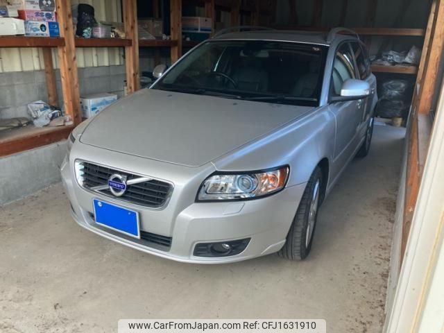 volvo v50 2012 CFJ1631910 image 1