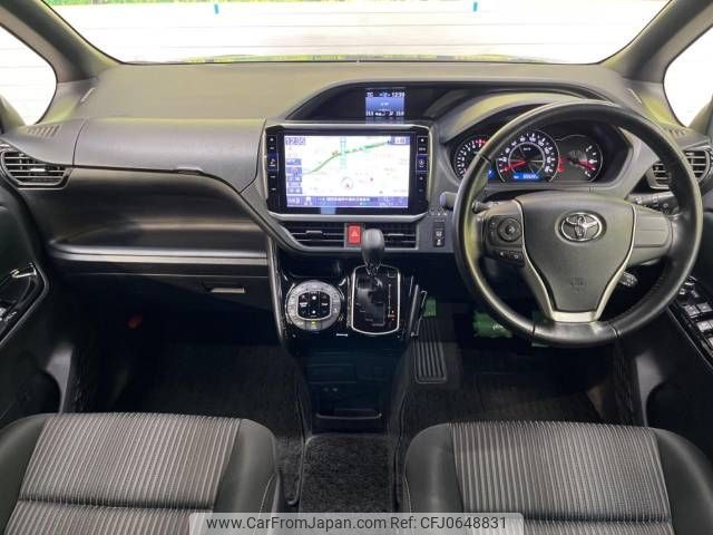 toyota voxy 2017 -TOYOTA--Voxy DBA-ZRR80W--ZRR80-0352052---TOYOTA--Voxy DBA-ZRR80W--ZRR80-0352052- image 2