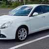 alfa-romeo giulietta 2012 2 image 3