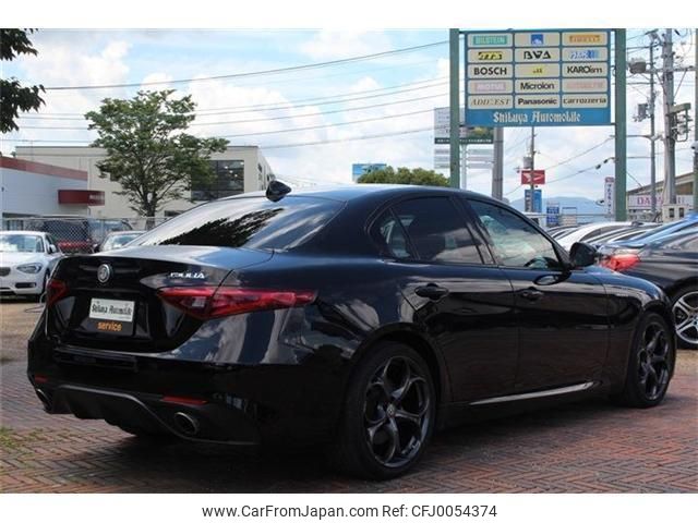 alfa-romeo giulia 2018 quick_quick_ABA-95220_ZAREAELN0K7597027 image 2