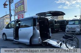 toyota voxy 2018 CFJ1645784