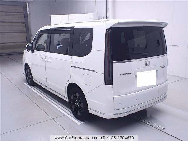 honda stepwagon 2023 CFJ1704670 image 2