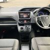 toyota noah 2014 504928-925675 image 1