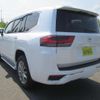 toyota land-cruiser-wagon 2025 CFJ1808166 image 2