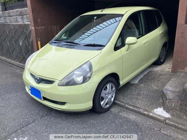 honda fit 2004 -HONDA--Fit DBA-GD1--GD1-2021402---HONDA--Fit DBA-GD1--GD1-2021402- image 1