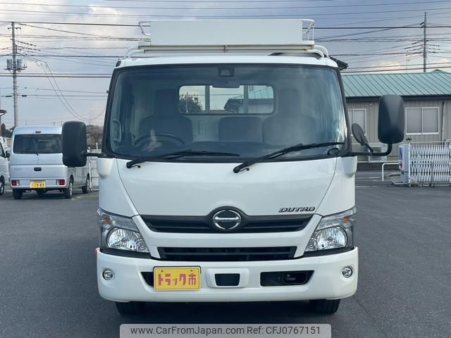 hino dutro 2017 GOO_NET_EXCHANGE_0508221A30250217W001 image 2