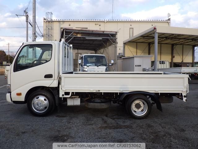 toyota dyna-truck 2017 GOO_NET_EXCHANGE_0704331A30250206W001 image 2