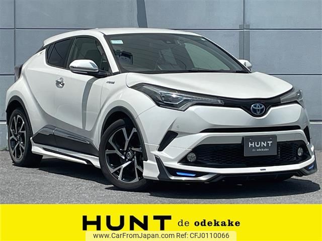 toyota c-hr 2017 -TOYOTA--C-HR DAA-ZYX10--ZYX10-2044038---TOYOTA--C-HR DAA-ZYX10--ZYX10-2044038- image 1