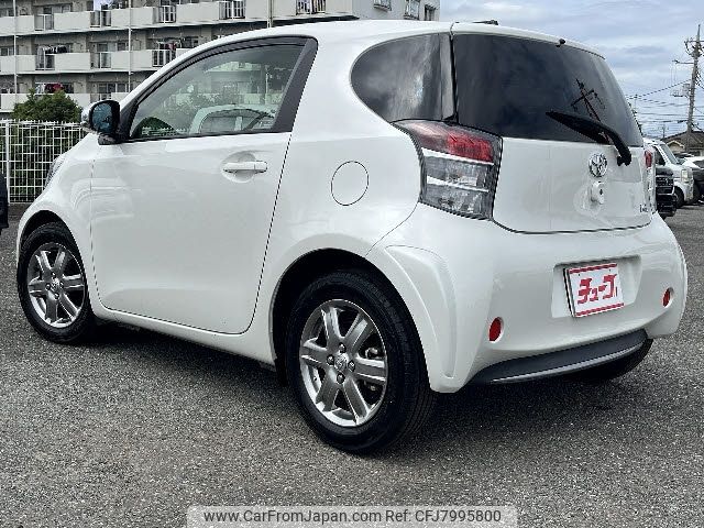 toyota iq 2016 CFJ7995800 image 2