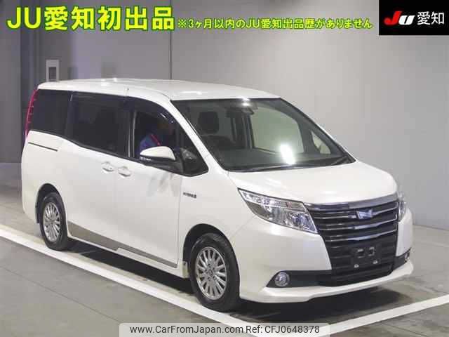 2016 Toyota Noah ZWR80G - Car Price $12,398