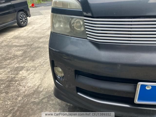 toyota voxy 2005 -TOYOTA--Voxy DBA-AZR60G--AZR60-0377639---TOYOTA--Voxy DBA-AZR60G--AZR60-0377639- image 2