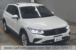 volkswagen tiguan 2024 CFJ1709677