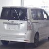 toyota voxy 2012 -TOYOTA--Voxy ZRR70W--0515633---TOYOTA--Voxy ZRR70W--0515633- image 6