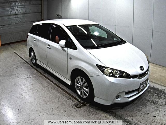 toyota wish 2011 CFJ1635017 image 1