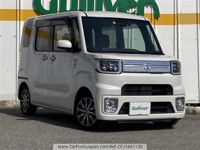 toyota pixis-mega 2018 CFJ1841150 image 1