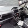 toyota noah 2017 -TOYOTA--Noah DBA-ZRR80W--ZRR80-0291933---TOYOTA--Noah DBA-ZRR80W--ZRR80-0291933- image 17