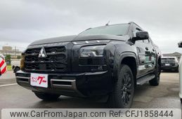 mitsubishi triton 2024 CFJ1858444
