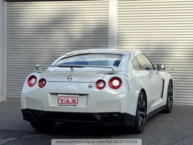 nissan gt-r 2008 quick_quick_CBA-R35_R35-003988 image 2